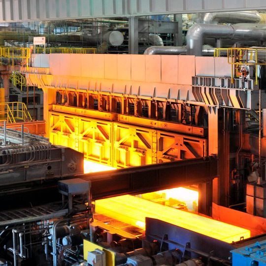 Umweltgerechter! Bei der Herstellung von Stahl der bluemint-Familie werden nach Angabe von Thyssenkrupp jetzt alle direkten Emissionen aus der Produktion am Standort Duisburg durch Einsparungen im Produktionsprozess neutralisiert. Umweltgerechter! Bei der Herstellung von Stahl der bluemint-Familie werden nach Angabe von Thyssenkrupp jetzt alle direkten Emissionen aus der Produktion am Standort Duisburg durch Einsparungen im Produktionsprozess neutralisiert.