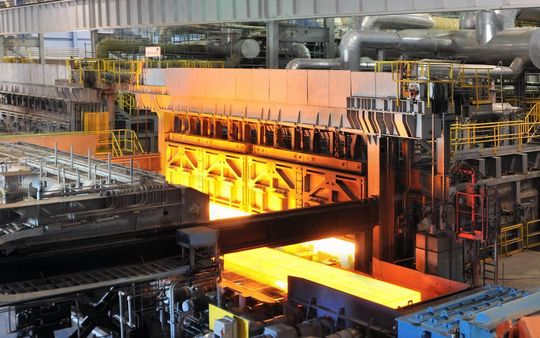 Umweltgerechter! Bei der Herstellung von Stahl der Bluemint-Familie werden nach Angabe von Thyssenkrupp jetzt alle direkten Emissionen aus der Produktion am Standort Duisburg durch Einsparungen im Produktionsprozess neutralisiert. Umweltgerechter! Bei der Herstellung von Stahl der Bluemint-Familie werden nach Angabe von Thyssenkrupp jetzt alle direkten Emissionen aus der Produktion am Standort Duisburg durch Einsparungen im Produktionsprozess neutralisiert.