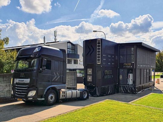 Le camion du Micro on tour. Le camion du Micro on tour.