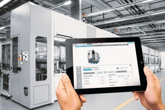 Individuelle Konfiguration per Download? Das Motion Terminal kombiniert digitale App-Funktionalitäten mit Hardware-Expertise.