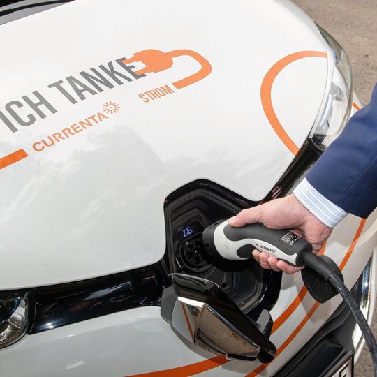 Der Chempark-Betreiber Currenta und der Energieversorger Engie haben einen grünen Stromliefervertrag, ein sogenanntes Power Purchase Agreement (PPA), abgeschlossen. Der Chempark-Betreiber Currenta und der Energieversorger Engie haben einen grünen Stromliefervertrag, ein sogenanntes Power Purchase Agreement (PPA), abgeschlossen.
