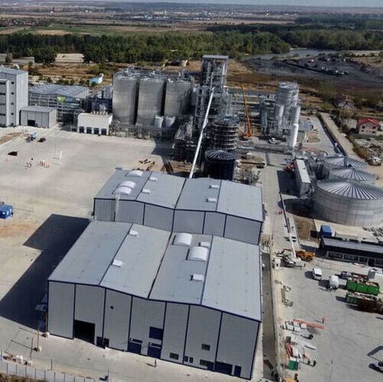 Clariant’s flagship commercial sunliquid cellulosic ethanol plant in Romania. Clariant’s flagship commercial sunliquid cellulosic ethanol plant in Romania.