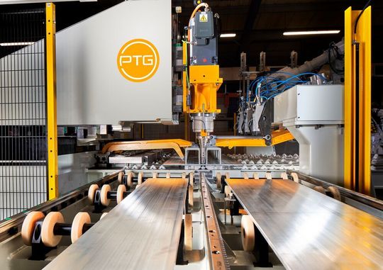 The PTG dual weld-head method achieves an even and stable welding process. The PTG dual weld-head method achieves an even and stable welding process.
