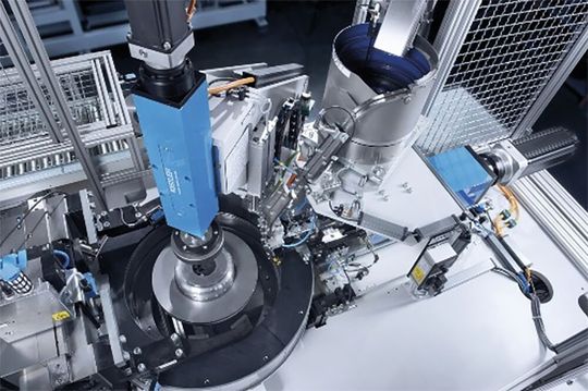 Elektromechanische Fügesysteme von Kistler sorgen für qualitätsgesicherte, ressourceneffiziente und rückverfolgbare Fügeprozesse in der Blechbearbeitung. Elektromechanische Fügesysteme von Kistler sorgen für qualitätsgesicherte, ressourceneffiziente und rückverfolgbare Fügeprozesse in der Blechbearbeitung.