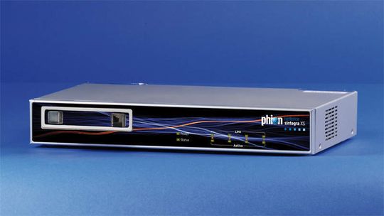 Der Audit Info Viewer kann alle Netfence-Gateways in komplexen Umgebungen überwachen. Der Audit Info Viewer kann alle Netfence-Gateways in komplexen Umgebungen überwachen.