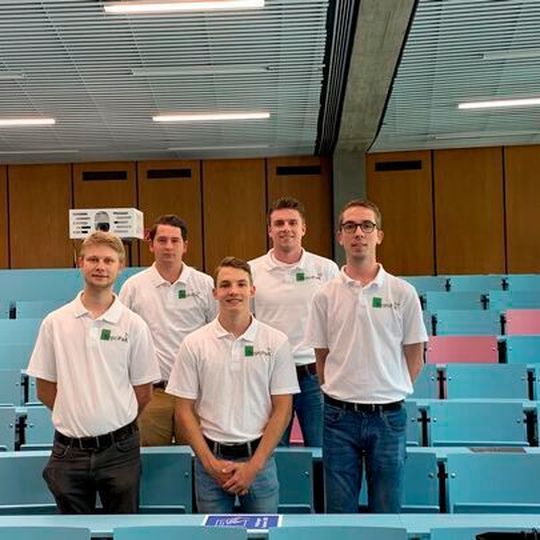Das Gewinnerteam entwickelte mit Repopak (Recycled Polymer Packaging Karlsruhe) eine nachhaltige Versandbox. Das Gewinnerteam entwickelte mit Repopak (Recycled Polymer Packaging Karlsruhe) eine nachhaltige Versandbox.