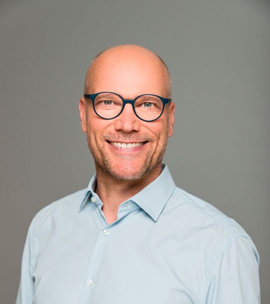 Gerald Wiegand ist für die Aktivitäten von Moderna in Deutschland verantwortlich und wird das Team für den deutschen Markt aufbauen – die Besetzung dieser neuen Positionen ist bereits im Gange. Gerald Wiegand ist für die Aktivitäten von Moderna in Deutschland verantwortlich und wird das Team für den deutschen Markt aufbauen – die Besetzung dieser neuen Positionen ist bereits im Gange.
