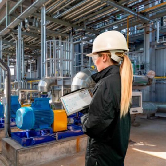 For process automation specialist Endress+Hauser, the Field Xpert SMT70 configurator tablet is a reliable companion for mobile plant asset management and field device administration. For process automation specialist Endress+Hauser, the Field Xpert SMT70 configurator tablet is a reliable companion for mobile plant asset management and field device administration.