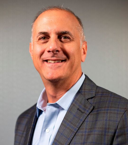 Der Ex-PTC-General Manager Roque Martin übernimmt ab sofort die Aufgaben des CEO bei Aras, einem führenden Anbieter von Low-Code-Anwendungen. Der Ex-PTC-General Manager Roque Martin übernimmt ab sofort die Aufgaben des CEO bei Aras, einem führenden Anbieter von Low-Code-Anwendungen.