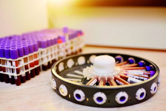 Eine moderne Labordiagnostik ist zentraler Bestandteil und Grundpfeiler unseres Gesundheitssystems. Eine moderne Labordiagnostik ist zentraler Bestandteil und Grundpfeiler unseres Gesundheitssystems.