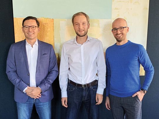 Eike-Christian Frerichs, Adrej Nikonov und Jörn Petereit freuen sich über die Fusion. (von links) Eike-Christian Frerichs, Adrej Nikonov und Jörn Petereit freuen sich über die Fusion. (von links)