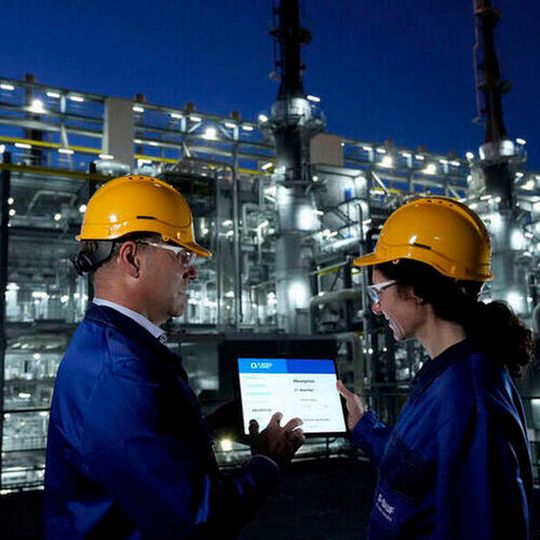 Linked to OASE connect is the innovative OASE digilab tool, which enables real-time analysis of the gas treating agents used. Linked to OASE connect is the innovative OASE digilab tool, which enables real-time analysis of the gas treating agents used.