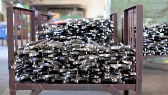 Wenn`s nur die paar Maulschlüssel wären! Aber Gedore muss rund 20.000 verschiedene Werkzeuge und weitere Artikel absatz- und bedarfstechnisch exakt planen. Damit dabei der Durchblick erhalten bleibt, setzt man jetzt auf die Planungssoftware Remira TIA A3. Hier erfahren Sie, warum. Wenn`s nur die paar Maulschlüssel wären! Aber Gedore muss rund 20.000 verschiedene Werkzeuge und weitere Artikel absatz- und bedarfstechnisch exakt planen. Damit dabei der Durchblick erhalten bleibt, setzt man jetzt auf die Planungssoftware Remira TIA A3. Hier erfahren Sie, warum.