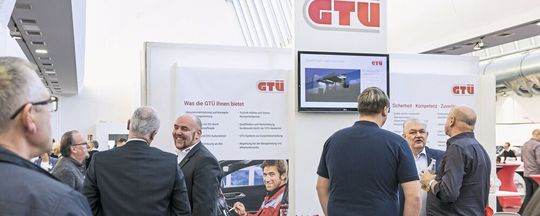 Information und
Austausch sind die Grundlagen des Kfz-Sachverständigen Forums in Würzburg. Information und
Austausch sind die Grundlagen des Kfz-Sachverständigen Forums in Würzburg.