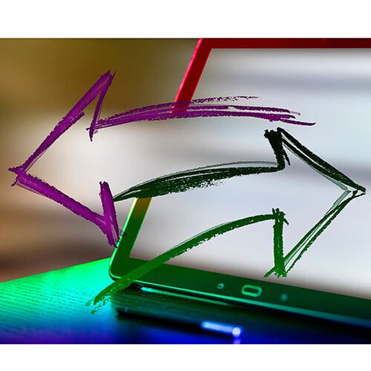 Austausch: zwischen Windows- und Apple-Geräten in beiden Richtungen möglich. Austausch: zwischen Windows- und Apple-Geräten in beiden Richtungen möglich.