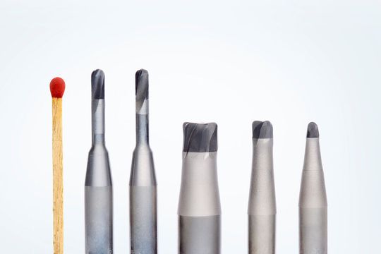 The new PCD solid-head milling cutters offer short process times and long tool lives when machining carbide and other hard-brittle materials. The new PCD solid-head milling cutters offer short process times and long tool lives when machining carbide and other hard-brittle materials.