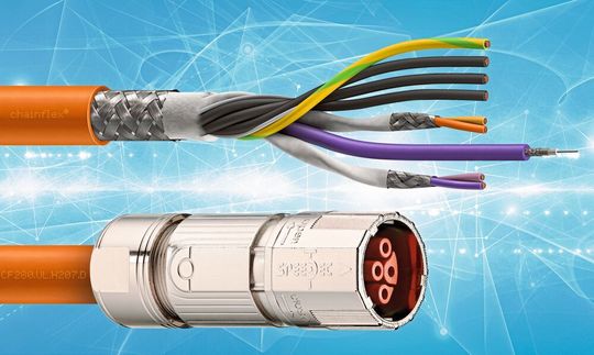 Für die neue Hybridleitung CF280.UL.H207.D wurden jetzt vier Energieadern mit einer Koaxialader und zwei Steuerpaaren zusammengeführt. Für die neue Hybridleitung CF280.UL.H207.D wurden jetzt vier Energieadern mit einer Koaxialader und zwei Steuerpaaren zusammengeführt.