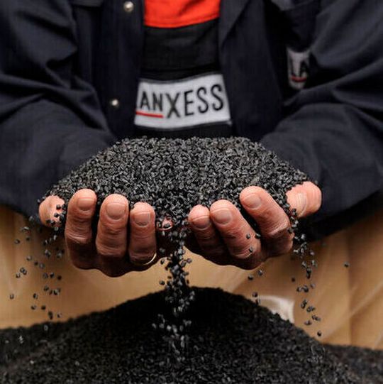 Lanxess' High Performance Materials business unit is one of the leading suppliers of high-performance plastics, which are used primarily in the automotive, electrical and electronics industries. Lanxess' High Performance Materials business unit is one of the leading suppliers of high-performance plastics, which are used primarily in the automotive, electrical and electronics industries.