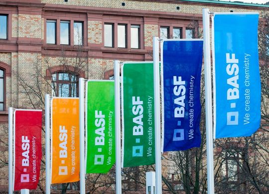 Mit Kema hat BASF einen Eigentümer für sein Kaolinmineraliengeschäft gefunden, für den Kaolinmineralien strategisches Kerngeschäft sind. Mit Kema hat BASF einen Eigentümer für sein Kaolinmineraliengeschäft gefunden, für den Kaolinmineralien strategisches Kerngeschäft sind.