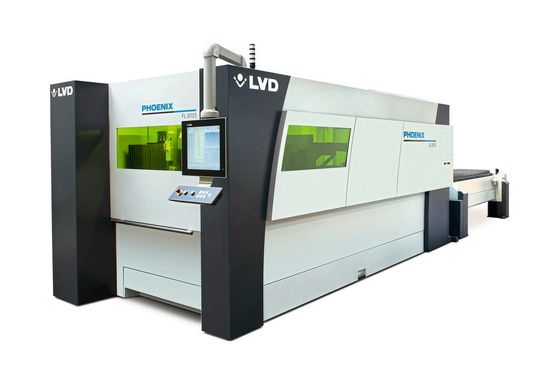 Die 20-kW-Faserlaserquelle ist für die Modelle Phoenix FL-3015, 4020 und 6020 erhältlich. Die 20-kW-Faserlaserquelle ist für die Modelle Phoenix FL-3015, 4020 und 6020 erhältlich.