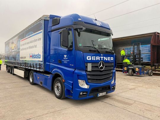 In Neubrandenburg testet Webasto die Warenanlieferung per Bahn.