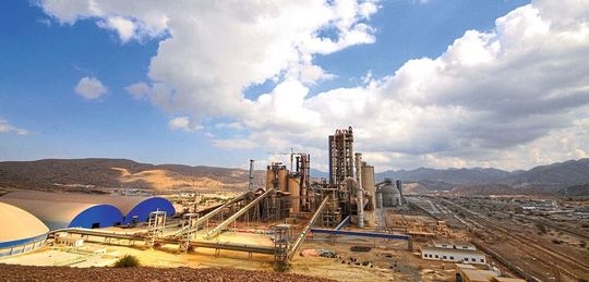 Die Oman Cement Company (OCC) ist zum Rückgrat der Bauindustrie Omans geworden. Die Oman Cement Company (OCC) ist zum Rückgrat der Bauindustrie Omans geworden.