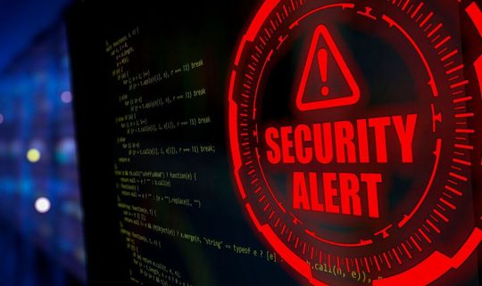 Besonders während der Feiertage bieten viele Unternehmen ein lohnenswerten Ziel für Cyber-Kriminelle. Besonders während der Feiertage bieten viele Unternehmen ein lohnenswerten Ziel für Cyber-Kriminelle.