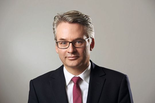 „Viele Unternehmen irritiert die geringe Berücksichtigung des industriellen Mittelstands“, so Christian Vietmeyer, Hauptgeschäftsführer des Wirtschaftsverbands Stahl- und Metallverarbeitung (WSM). „Viele Unternehmen irritiert die geringe Berücksichtigung des industriellen Mittelstands“, so Christian Vietmeyer, Hauptgeschäftsführer des Wirtschaftsverbands Stahl- und Metallverarbeitung (WSM).