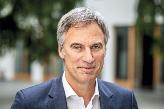 „Der angekündigte digitale Aufbruch muss Realität werden und in allen Bereichen Boden gutgemacht werden“, fordert Bitkom-Präsident Achim Berg. „Der angekündigte digitale Aufbruch muss Realität werden und in allen Bereichen Boden gutgemacht werden“, fordert Bitkom-Präsident Achim Berg.