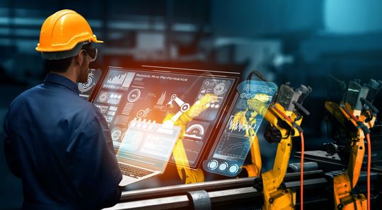 Mit der fortschreitenden Digitalisierung werden immer mehr Maschinen und Anlagen vernetzt. Somit steigen auch die Anforderungen an die Mensch-Maschine-Schnittstelle. Mit der fortschreitenden Digitalisierung werden immer mehr Maschinen und Anlagen vernetzt. Somit steigen auch die Anforderungen an die Mensch-Maschine-Schnittstelle.