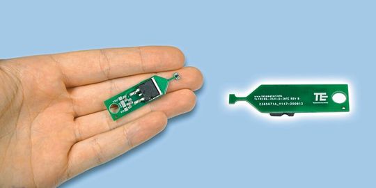 Der Regler TLTR-24-5512-INTC-L wird mit dem integrierten NTC an einer temperatursensiblen Stelle im System mittels Schraube oder Kabelbinder montiert. Der Regler TLTR-24-5512-INTC-L wird mit dem integrierten NTC an einer temperatursensiblen Stelle im System mittels Schraube oder Kabelbinder montiert.