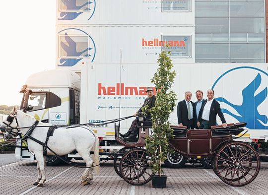 Jost Hellmann, Reiner Heiken und Klaus Hellmann (v.l.) beim Jubiläum. Jost Hellmann, Reiner Heiken und Klaus Hellmann (v.l.) beim Jubiläum.