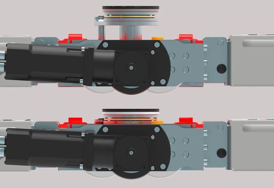 Die obere Detailaufnahme zeigt im Vergleich zu unten den Hub des Transportfahrwerks. Die obere Detailaufnahme zeigt im Vergleich zu unten den Hub des Transportfahrwerks.
