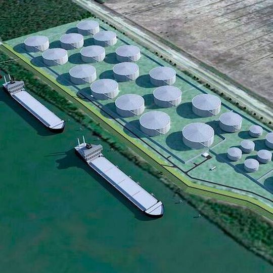Rendering of the finished site, featuring two wharfs capable of accommodating 1200-foot vessels and a storage capacity as high as 10 million barrels. Rendering of the finished site, featuring two wharfs capable of accommodating 1200-foot vessels and a storage capacity as high as 10 million barrels.