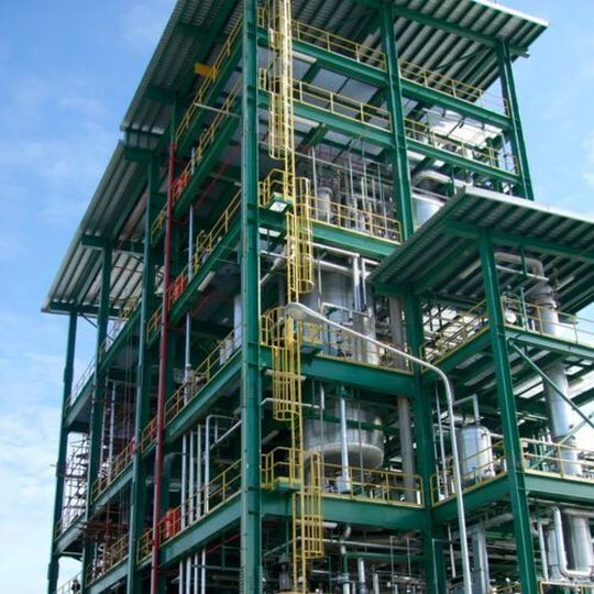 thyssenkrupp Uhde’s Jet Reactor technology can be provided in a fully modularized solution. This means that the complete plant would come in pre-fabricated skids which are delivered to the construction site and then assembled. thyssenkrupp Uhde’s Jet Reactor technology can be provided in a fully modularized solution. This means that the complete plant would come in pre-fabricated skids which are delivered to the construction site and then assembled.