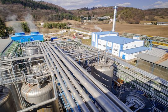 The investment at the Slovenská Ľupča site in Slovakia strengthens Evonik's partnership with the consumer goods group Unilever. The investment at the Slovenská Ľupča site in Slovakia strengthens Evonik's partnership with the consumer goods group Unilever.