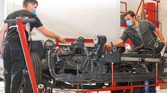 Auch 2022 bietet Josam Richttechnik wieder seine bekannten Schulungen an. Auch 2022 bietet Josam Richttechnik wieder seine bekannten Schulungen an.