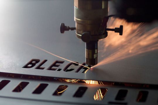 Le salon BLE.CH, initialement prévu début mars 2022, est dors et déjà repoussé en fin d'année, du 20 au 22 septembre. Le salon BLE.CH, initialement prévu début mars 2022, est dors et déjà repoussé en fin d'année, du 20 au 22 septembre.