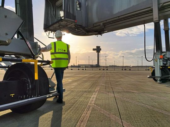 In Hamburg an Deutschlands ältestem Flurhafen steuert ein System der Berliner PSI Logistics die Gepäckbearbeitung. In Hamburg an Deutschlands ältestem Flurhafen steuert ein System der Berliner PSI Logistics die Gepäckbearbeitung.