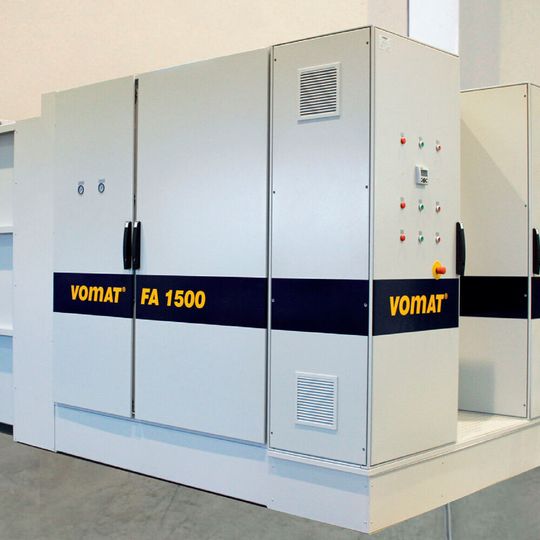 The KFA 1500 compact filter system is a high-performance, low-maintenance ultra-fine filter system for grinding high-speed steels (HSS) and carbide materials, which promises optimum quality with high cleanliness of NAS 7/8 or 3-5 µm even for very large batches. The KFA 1500 compact filter system is a high-performance, low-maintenance ultra-fine filter system for grinding high-speed steels (HSS) and carbide materials, which promises optimum quality with high cleanliness of NAS 7/8 or 3-5 µm even for very large batches.
