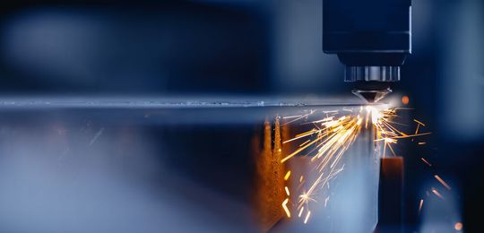 Die deutsche Industrie hat laut Ifo-Institut erstmals einen Auftragsbestand, der noch für die nächsten 4,5 Monate reicht. Die deutsche Industrie hat laut Ifo-Institut erstmals einen Auftragsbestand, der noch für die nächsten 4,5 Monate reicht.