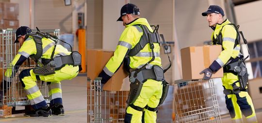 Collage: Im Lager und beim Warenumschlag werden DB-Schenker-Mitarbeiterinnen und -Mitarbeiter bei anstrengenden Tätigkeiten künftig von Exoskeletten unterstützt. Collage: Im Lager und beim Warenumschlag werden DB-Schenker-Mitarbeiterinnen und -Mitarbeiter bei anstrengenden Tätigkeiten künftig von Exoskeletten unterstützt.