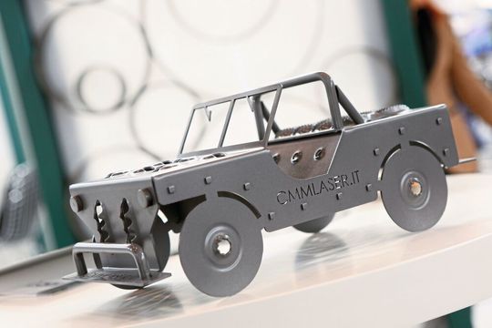 Emissionsfreies Fahren, ohne sich im Alltag umstellen zu müssen – das hört sich vielversprechend an. Emissionsfreies Fahren, ohne sich im Alltag umstellen zu müssen – das hört sich vielversprechend an.