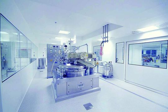 Merz in Reinheim gewährt Einblicke in ein Umbauprojekt, das bei laufender Produktion umgesetzt wurde. Merz in Reinheim gewährt Einblicke in ein Umbauprojekt, das bei laufender Produktion umgesetzt wurde.