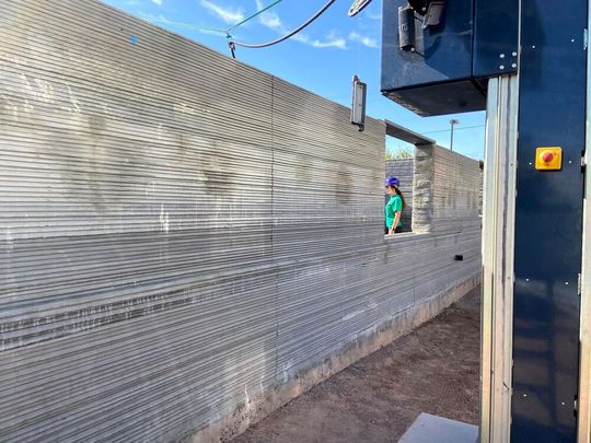 Eine Nahaufnahme der Betonstruktur. Eine Nahaufnahme der Betonstruktur.