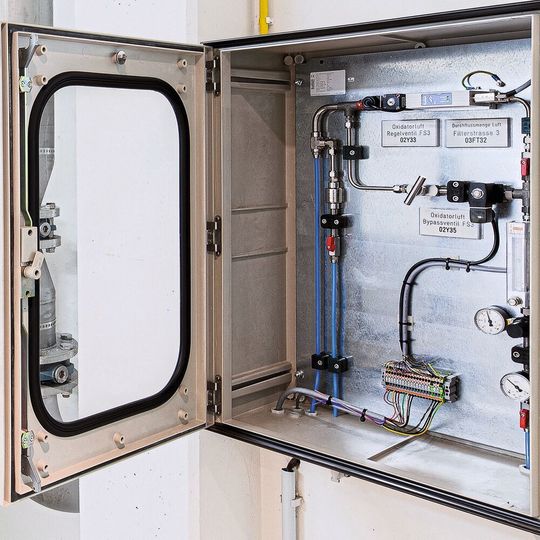 Die Oxidationseinheiten für die Eisenentfernung sorgen trotz des dynamischen Wasserverhaltens für eine exakt dosierte Belüftung. Die Oxidationseinheiten für die Eisenentfernung sorgen trotz des dynamischen Wasserverhaltens für eine exakt dosierte Belüftung.