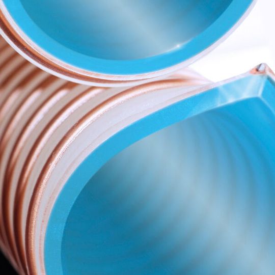 Schläuche mit thermoplastischer Auskleidung Schläuche mit thermoplastischer Auskleidung