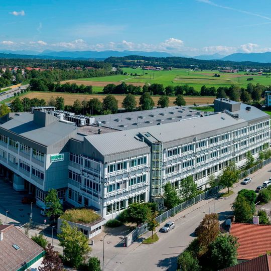 Bild 1: Hermes Pharma GmbH mit Sitz in Pullach i. Isartal offeriert als Dienstleister die Entwicklung und Auftragsherstellung von Arznei- und Nahrungsergänzungsmitteln. Bild 1: Hermes Pharma GmbH mit Sitz in Pullach i. Isartal offeriert als Dienstleister die Entwicklung und Auftragsherstellung von Arznei- und Nahrungsergänzungsmitteln.