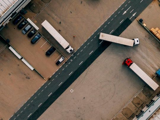 Nicht auf jedem Betriebshof sieht es so aufgeräumt aus wie hier. Yard Solutions von Project44 will das Slot-Booking, die Yard-Visibility sowie das Yard-Management verbessern helfen. Nicht auf jedem Betriebshof sieht es so aufgeräumt aus wie hier. Yard Solutions von Project44 will das Slot-Booking, die Yard-Visibility sowie das Yard-Management verbessern helfen.