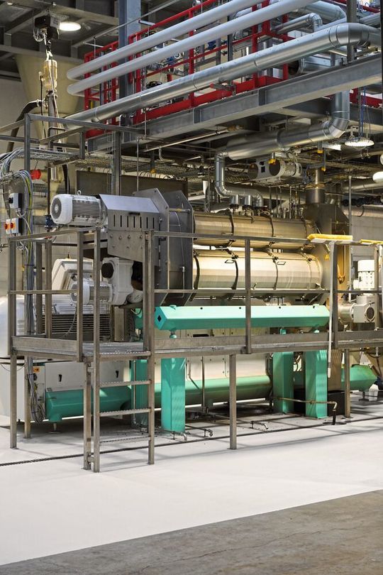Futtermittelhersteller Interquell harmonisiert mit BHS Control Systems die heterogene Steuerungslandschaft seiner Mühlenanlagen. Futtermittelhersteller Interquell harmonisiert mit BHS Control Systems die heterogene Steuerungslandschaft seiner Mühlenanlagen.